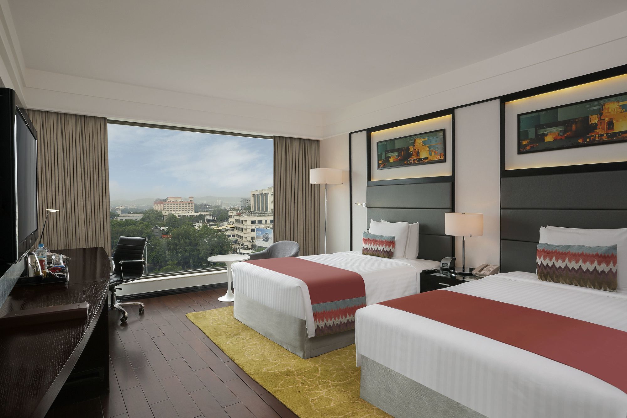 Фото Crowne Plaza Pune City Centre, an Ihg Hotel