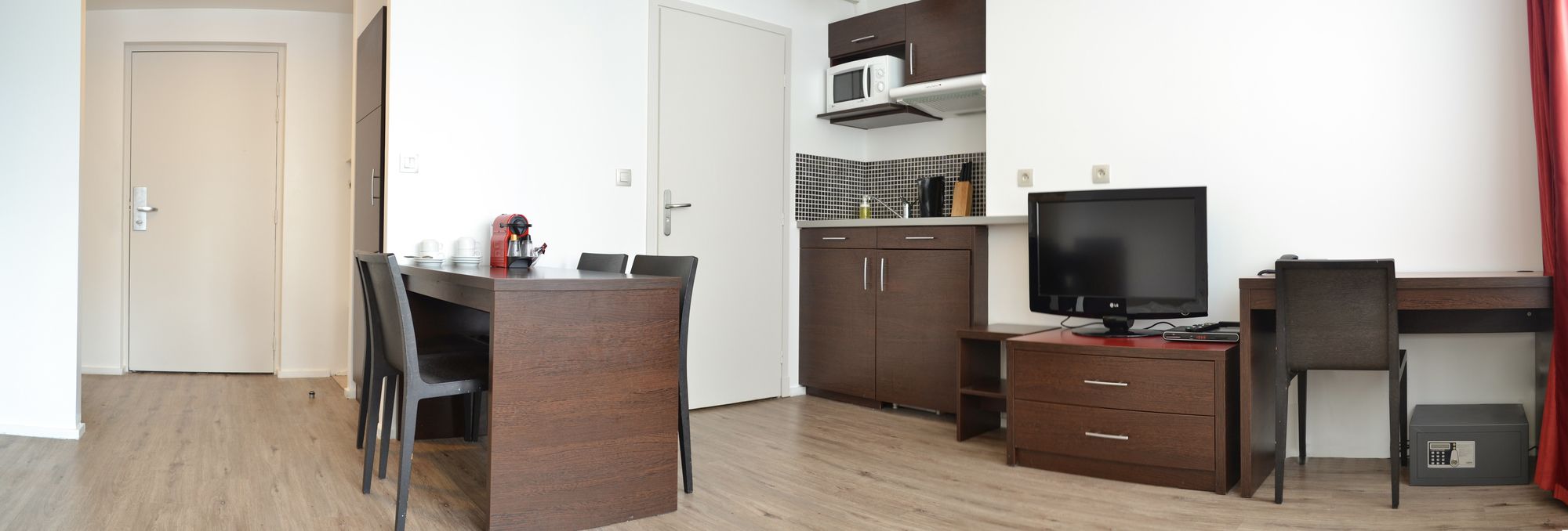 Фото Residhotel Lille Vauban