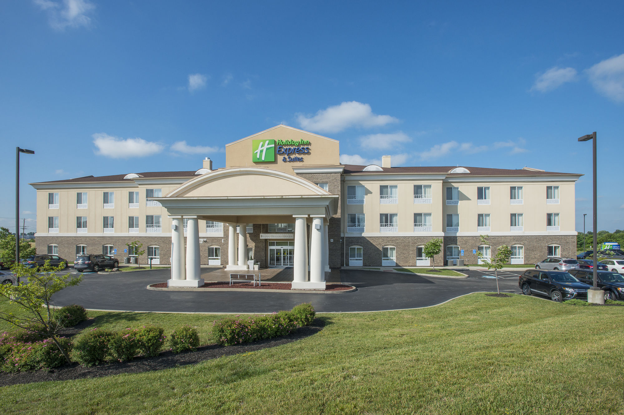 Фото Holiday Inn Express Hotel & Suites Richwood-Cincinnati South, an Ihg Hotel