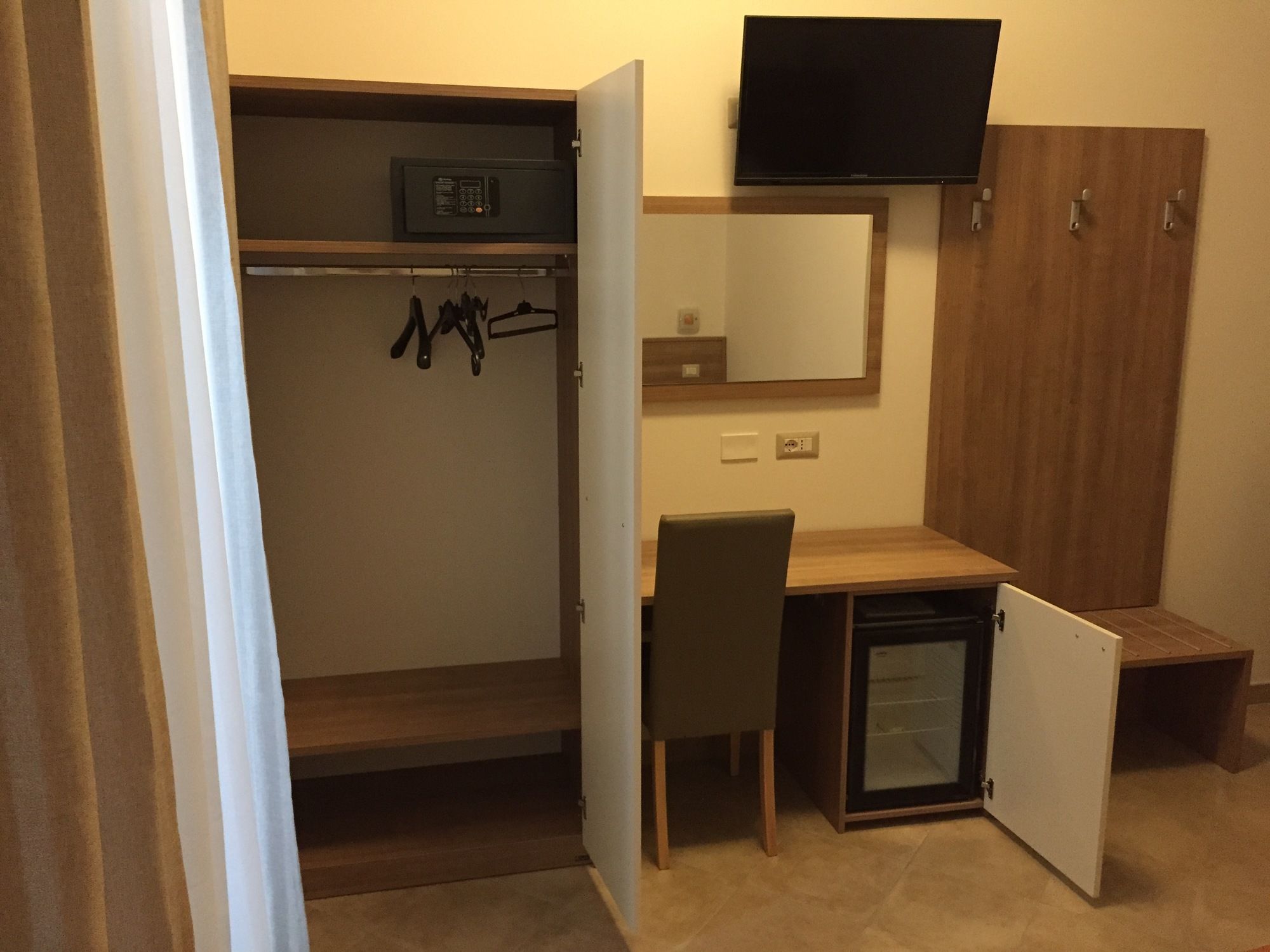 Фото Hotel Montecarlo