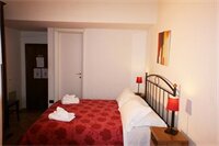 Фото Sixtythree Guesthouse