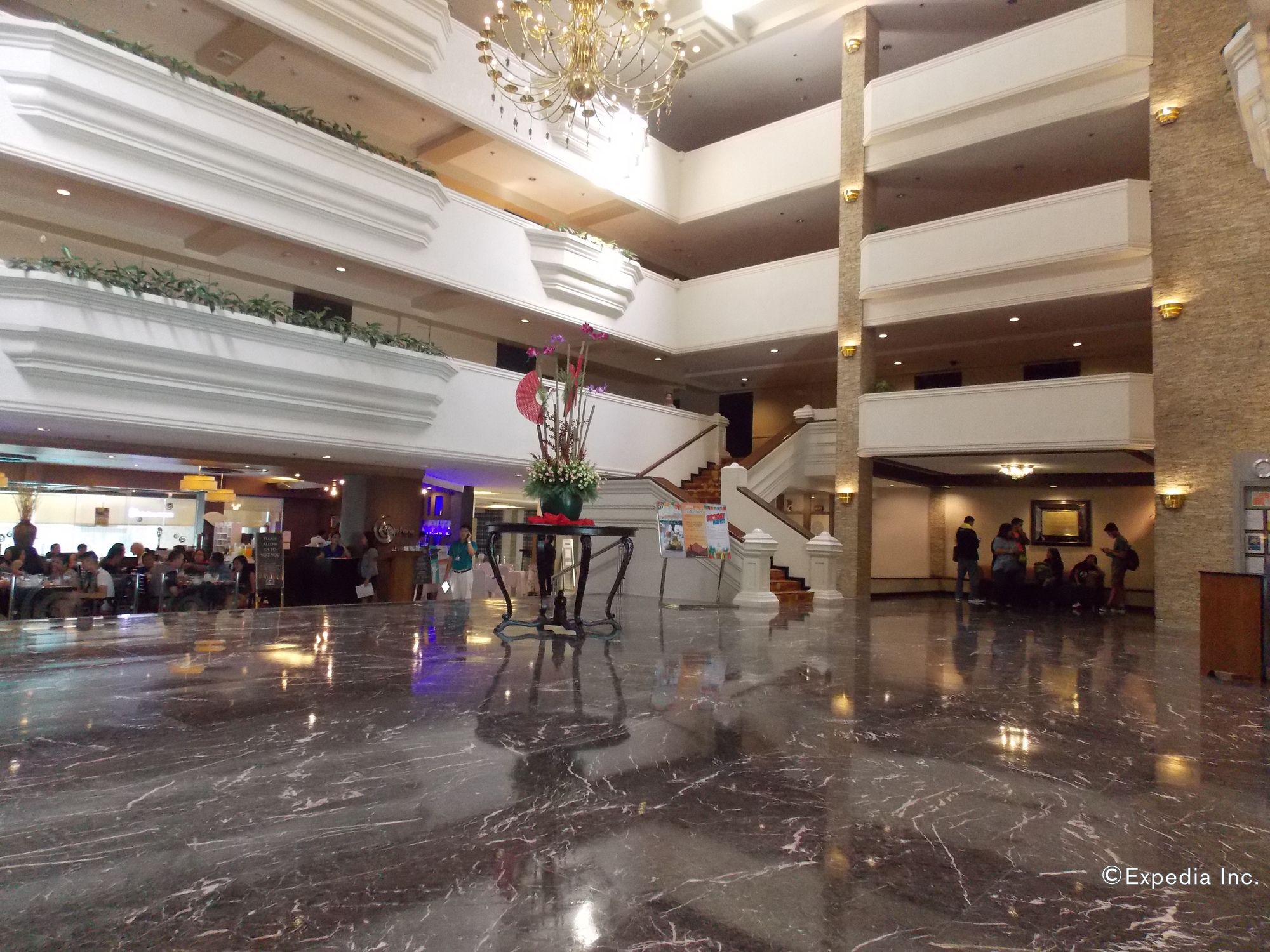 Фото L'Fisher Hotel