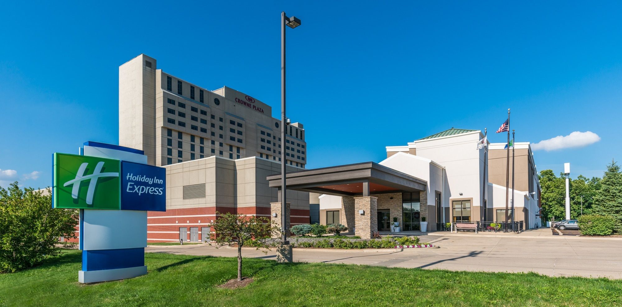 Фото Holiday Inn Express & Suites Springfield