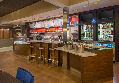 Гостиница Courtyard by Marriott Addison Midway в Аддисоне