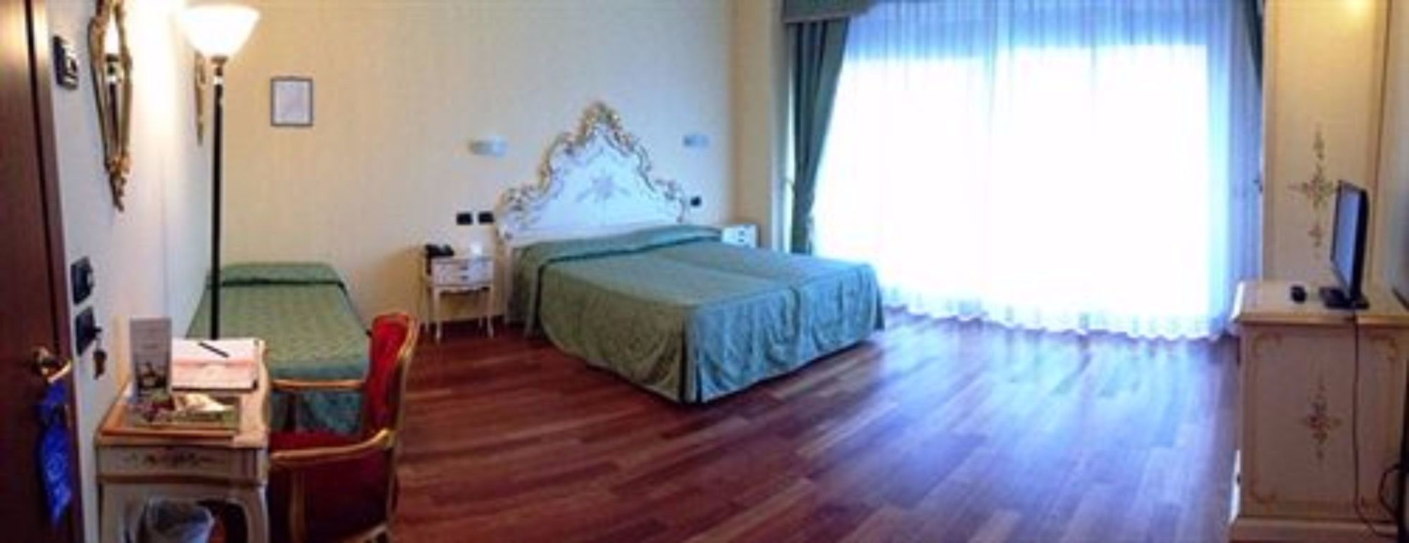 Фото The Regent Boutique Hotel & SPA