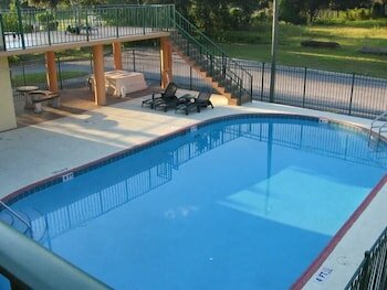 Фото Ambassador Inn