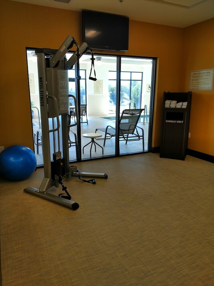 Фото Best Western Plus Dayton Hotel & Suites