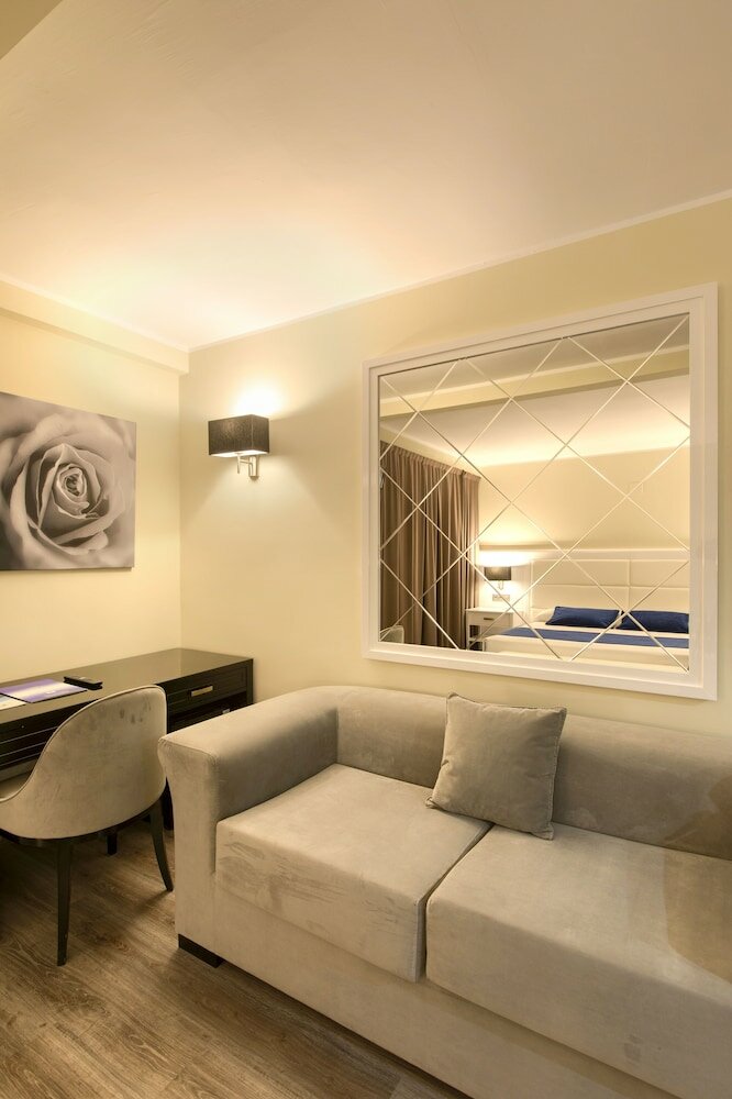 Фото Hotel Benidorm East by Pierre & Vacances