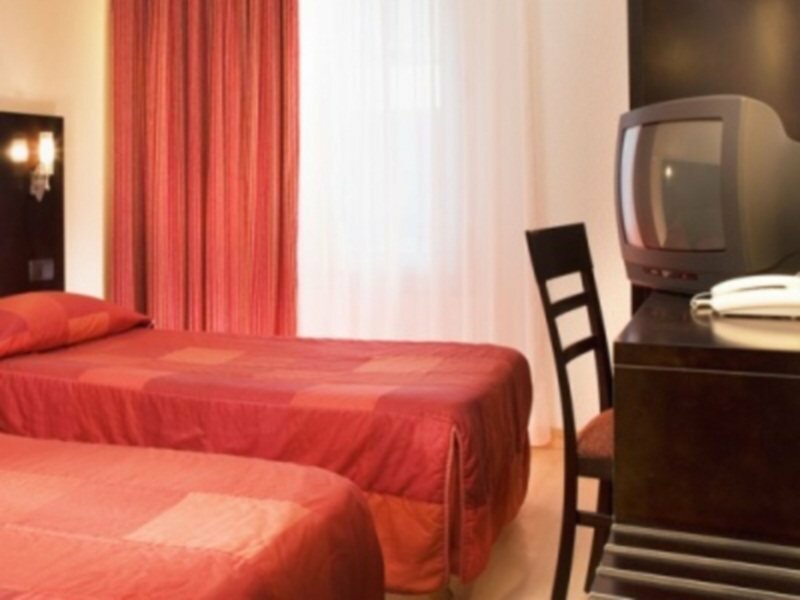 Фото Hotel Akena Biarritz - Grande plage