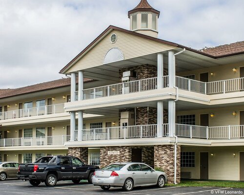 Гостиница Quality Inn Lakefront