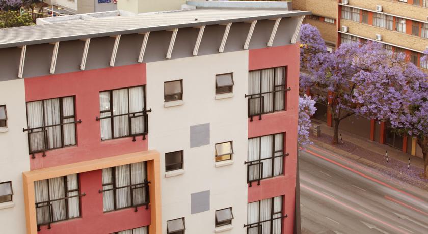 Фото Akanani Apartments