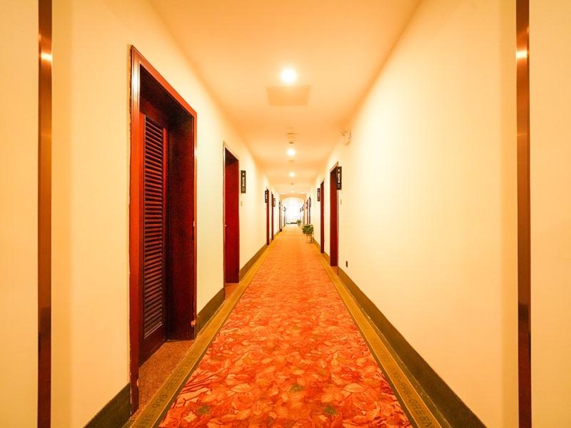 Фото GreenTree Inn Suzhou Wuzhong Hotel