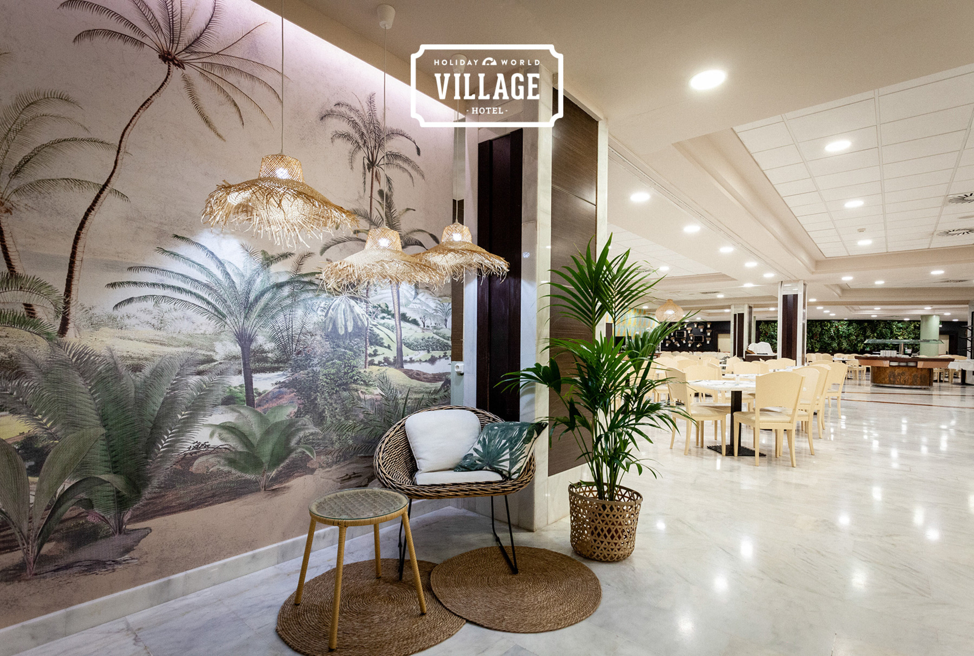 Фото Holiday World Village Hotel