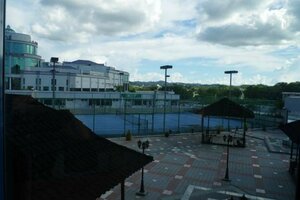 Гостиница The Centrepoint Hotel