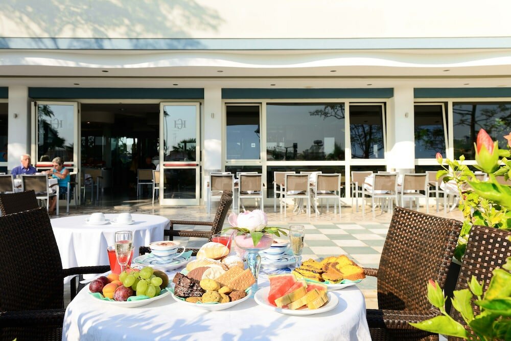 Фото Hotel Caesar