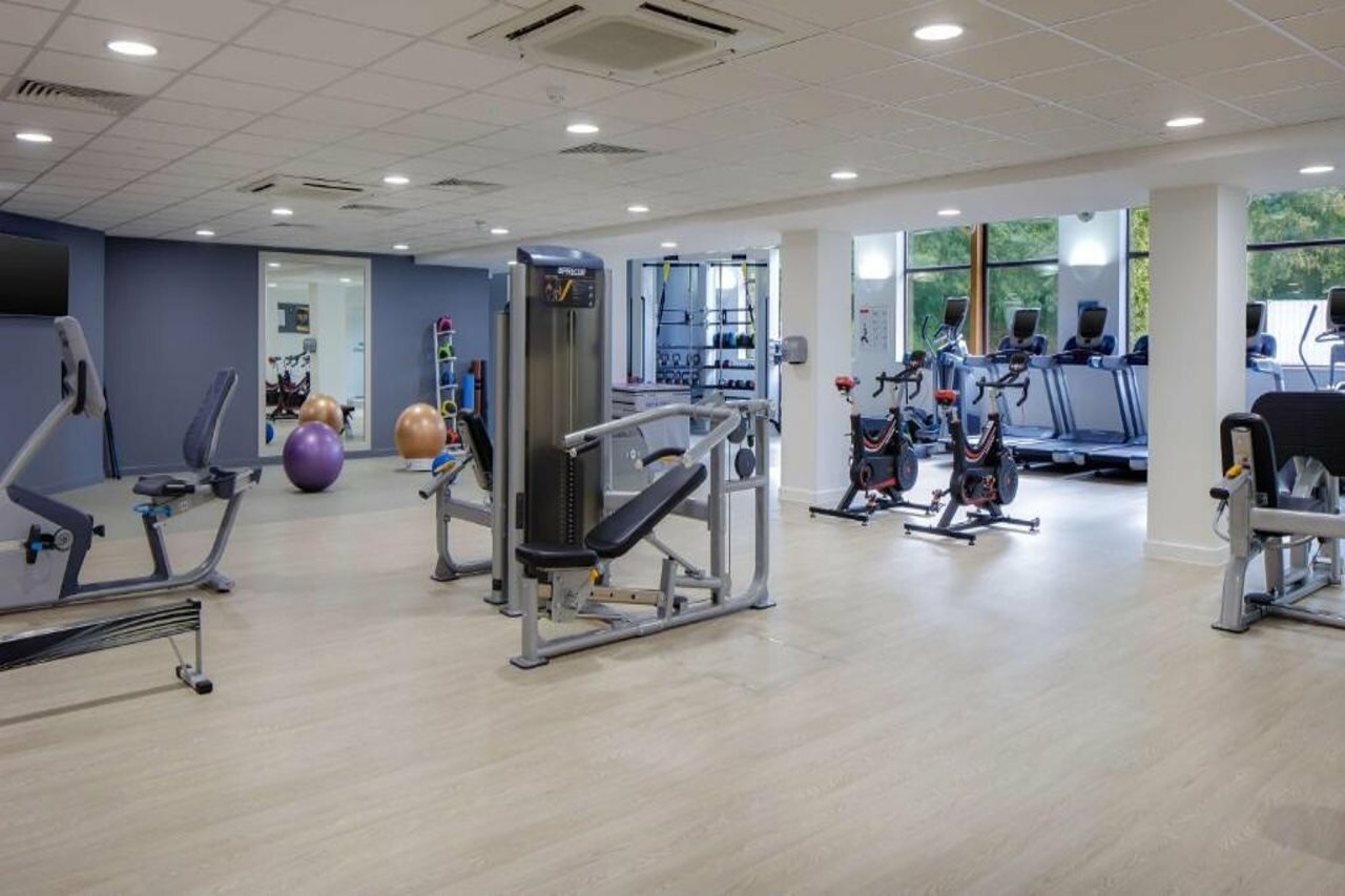 Фото Hilton London Watford