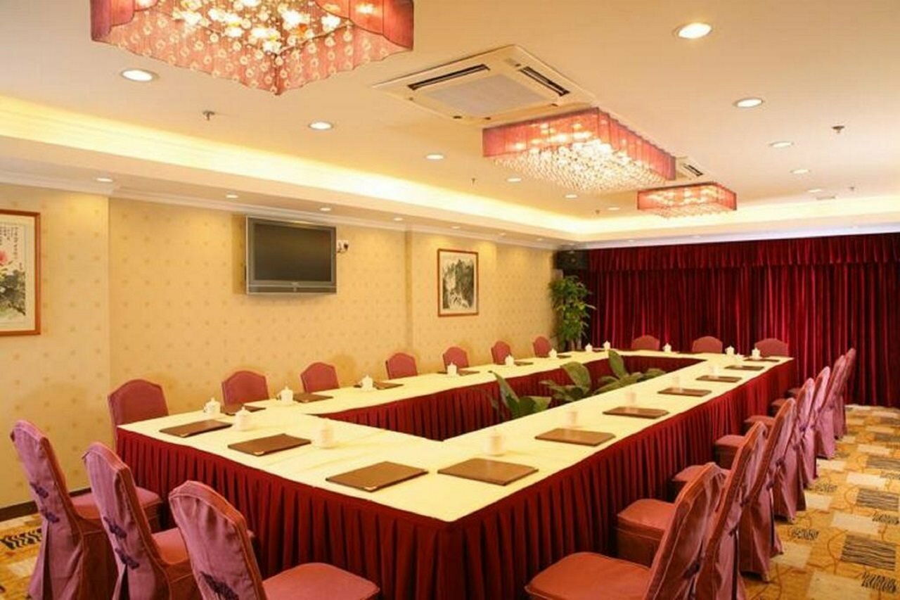 Фото Fu Hua Hotel