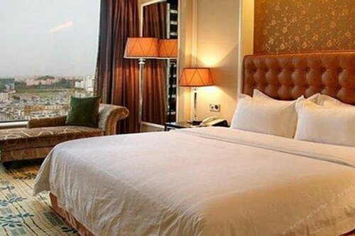 Гостиница King Century Hotel в Чжуншане