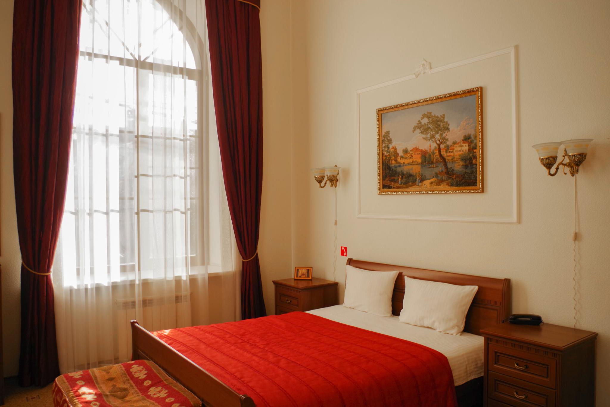 Фото Варваци