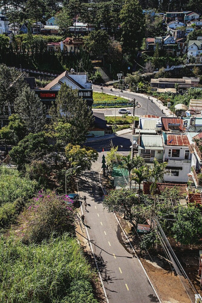 Фото Charlie Mansion Dalat