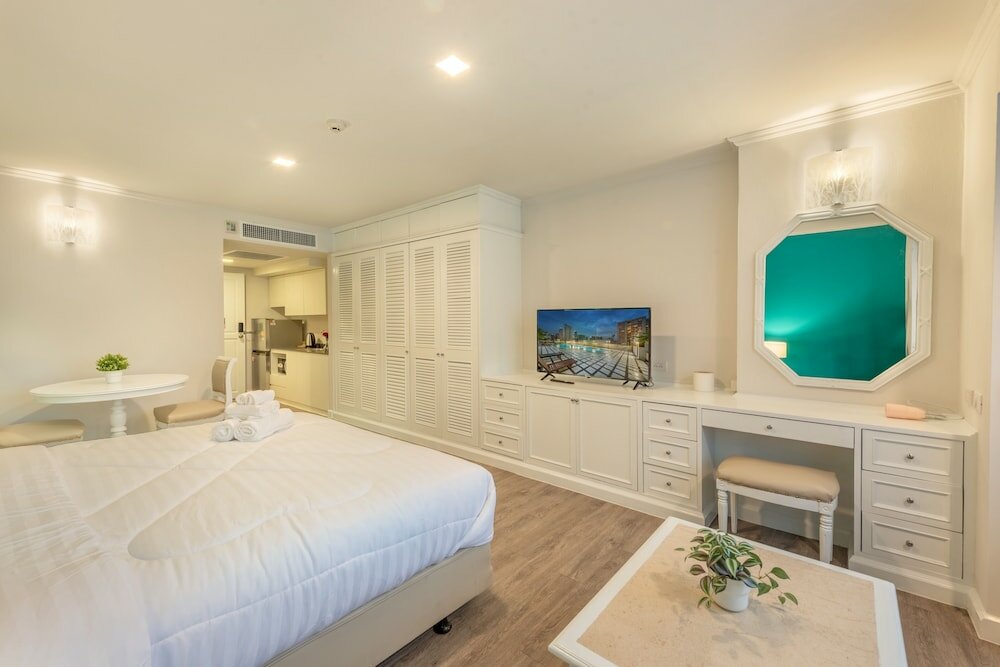 Фото Neom Town Residence
