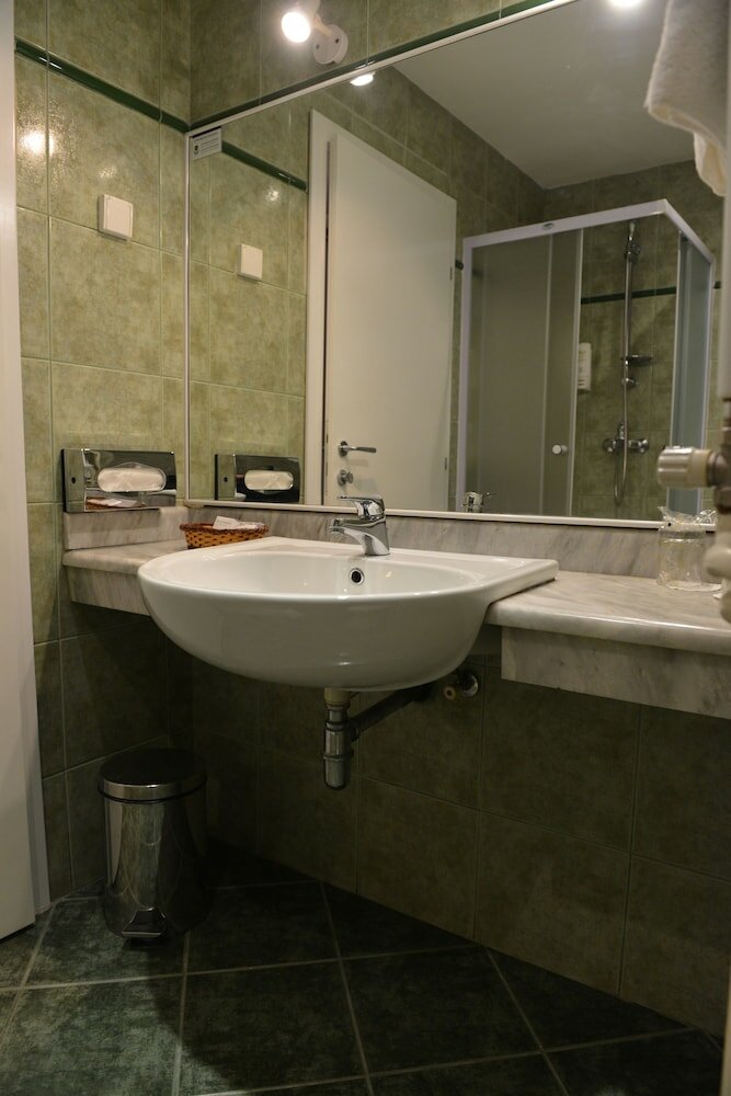 Фото Hotel Bellevue