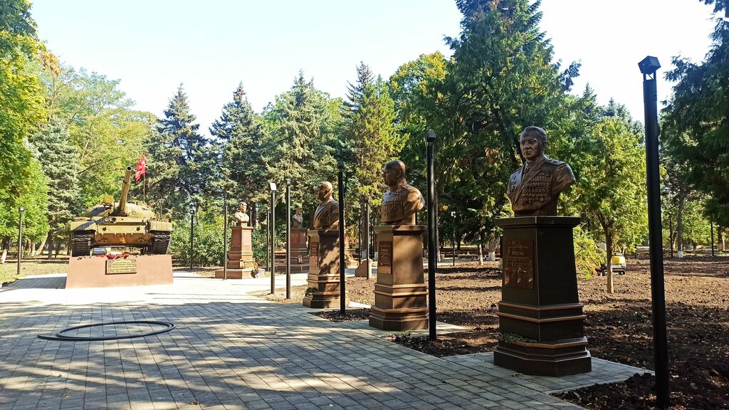 Plaza Сквер Памяти героев-танкистов, , foto