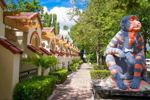 Гостиница Lopburi Inn Resort