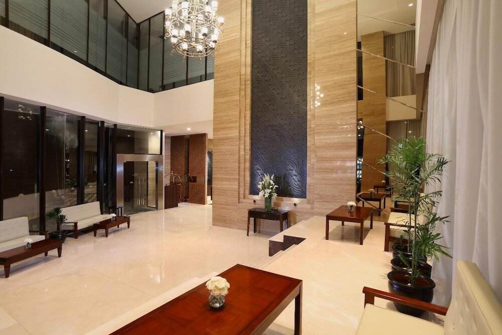 Фото Grandhika Hotel Semarang