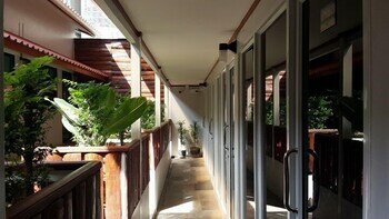 Фото Sinsamut Koh Samed Hotel