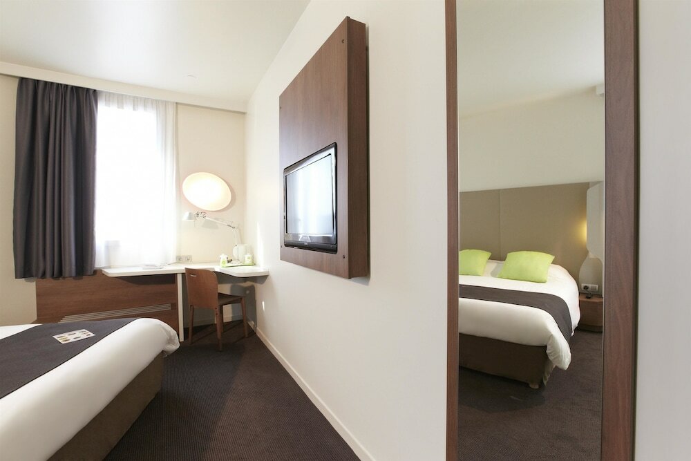 Фото Campanile Nature Taverny