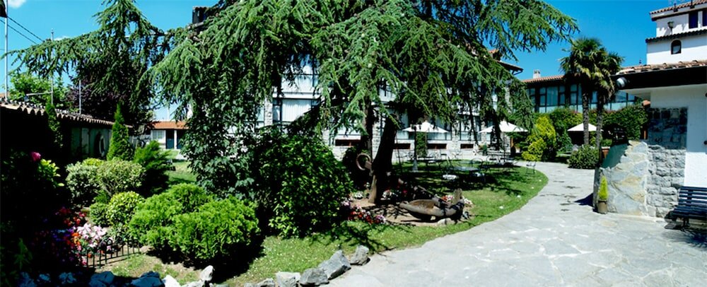 Фото Hotel El Ancla