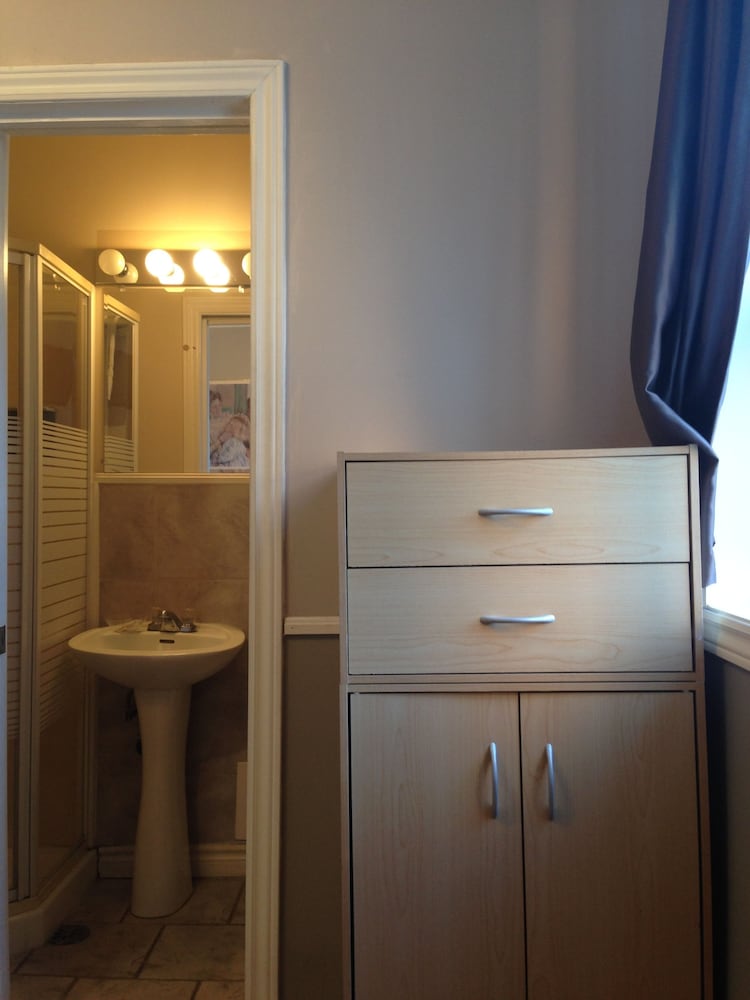 Фото The Rex Hotel