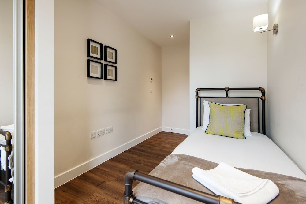 Фото Twyne House Apartments