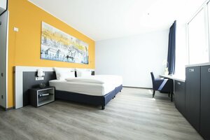 Гостиница Carathotel Düsseldorf City