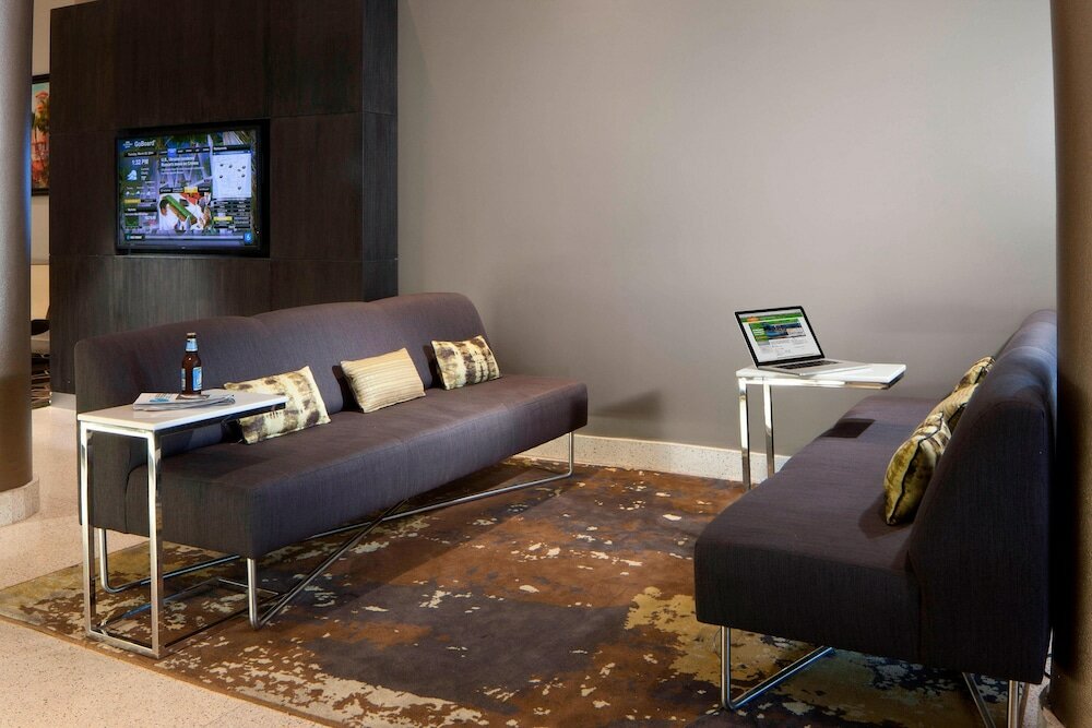 Фото Courtyard by Marriott Miami Beach South Beach