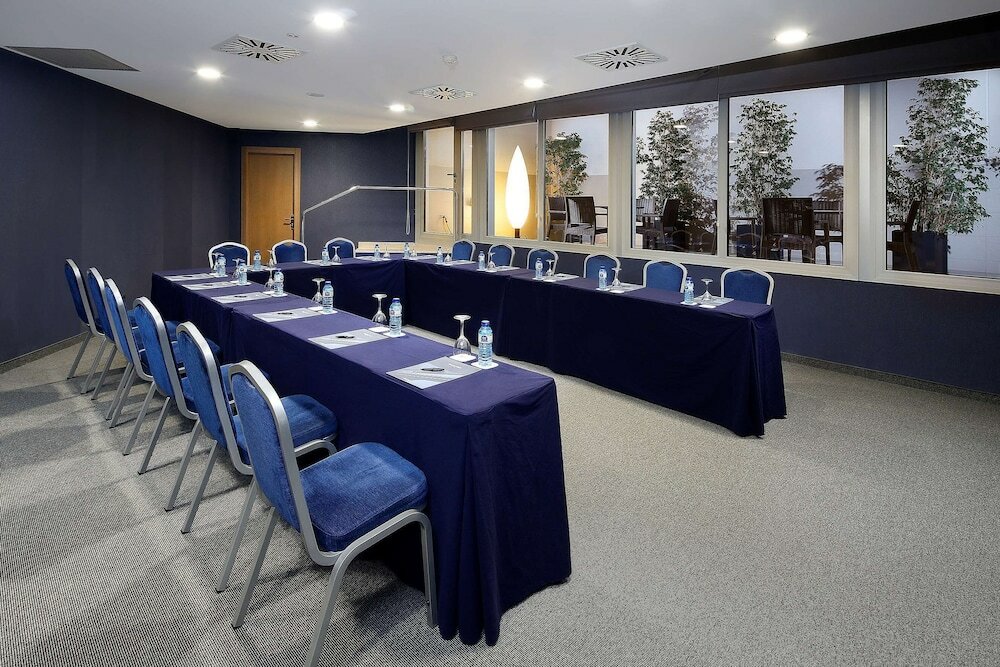 Фото Hotel Lugano Barcelona