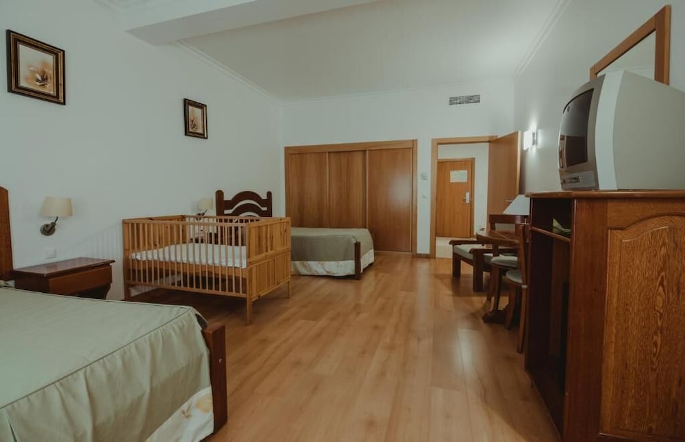 Фото Hotel Quinta dos Cedros