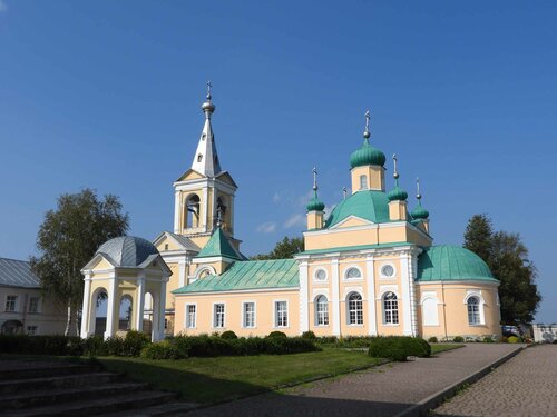 Orthodox church Tserkov Vvedeniya Presvyatoy Bogoroditsy vo Khram vo Vvedeno-Oyatskom monastyre, Saint‑Petersburg and Leningrad Oblast, photo