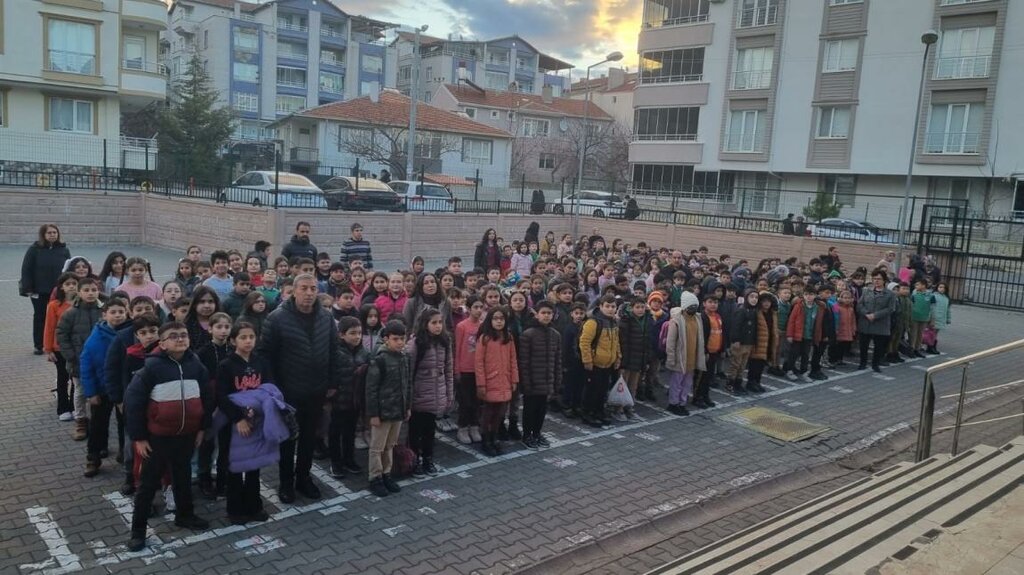 Primary school Husnu M. Ozyegin Ilkogretim Okulu, Kirsehir, photo