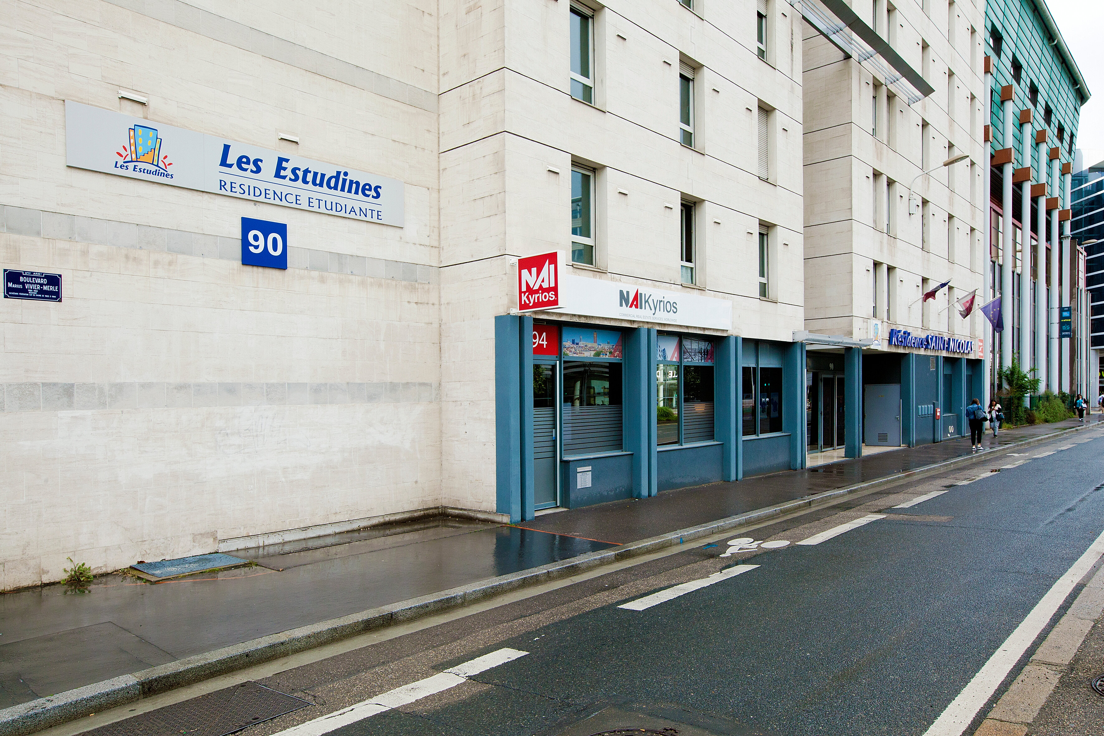 Фото Séjours and Affaires Lyon Saint Nicolas