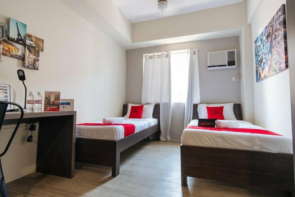Hotel RedDoorz Premium @ Vista Heights Legarda, Manila, photo