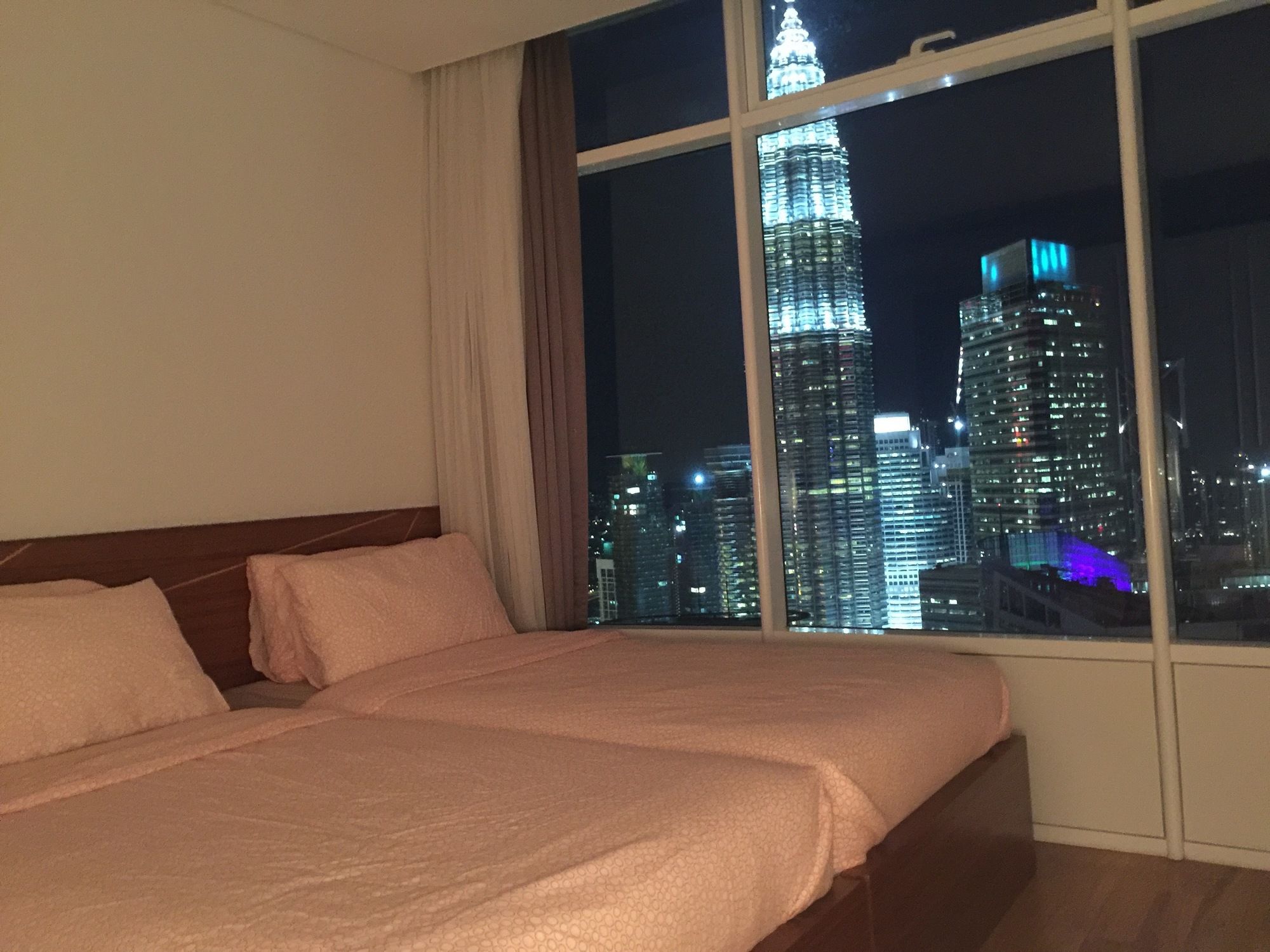 Фото Vortex Suites KLCC Kuala Lumpur
