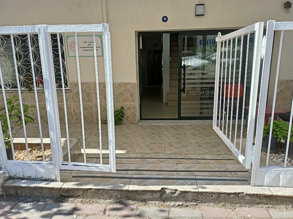 Foreign language courses Alize Language Course, Izmir, photo