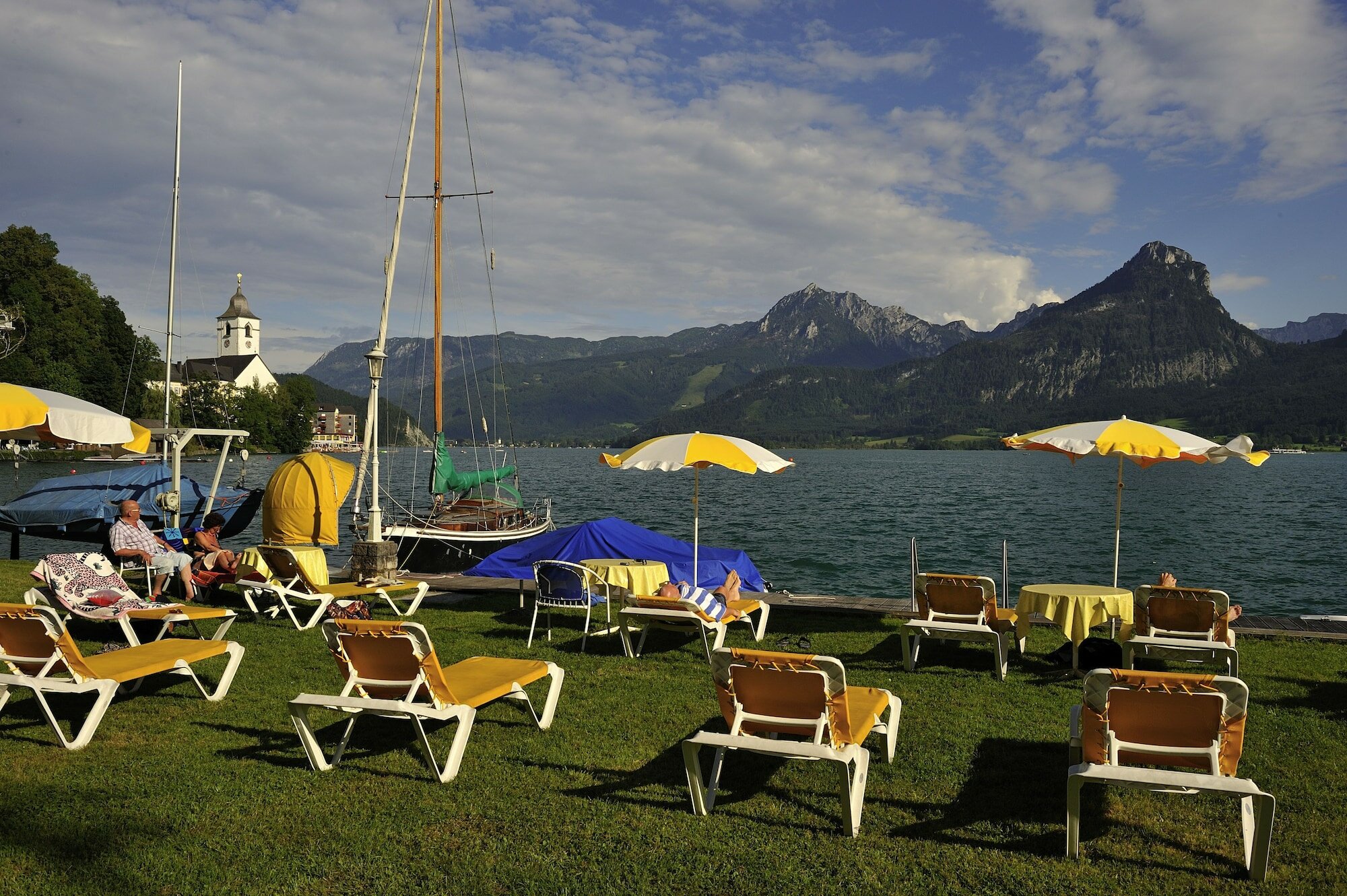 Фото Romantik Residenz Ferienwohnungen Hotel Im Weissen Rössl
