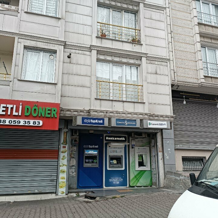 ATM Yapi Kredi, Istanbul, photo