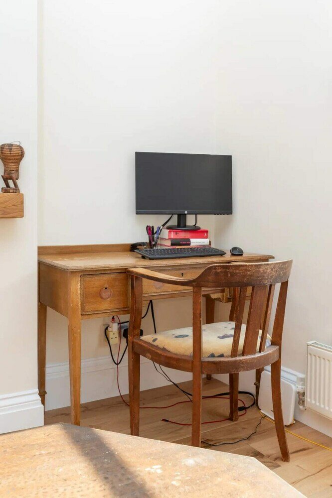 Фото Spacious and Vibrant 3bd House - Kentish Town