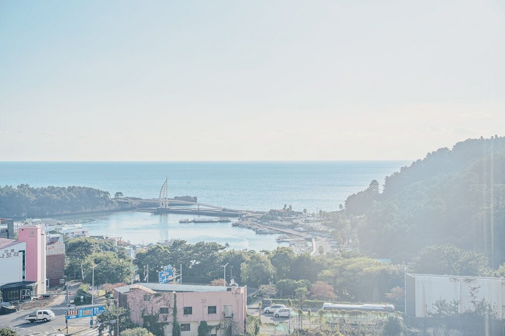 Фото ShinShin Hotel Jeju Ocean