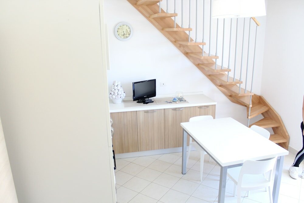 Фото Poseidon Swim & Restaurant Aparthotel