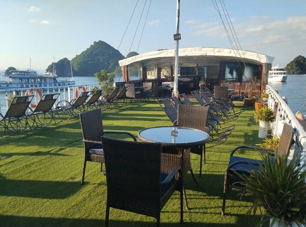 Фото Halong Marina Bay Cruise